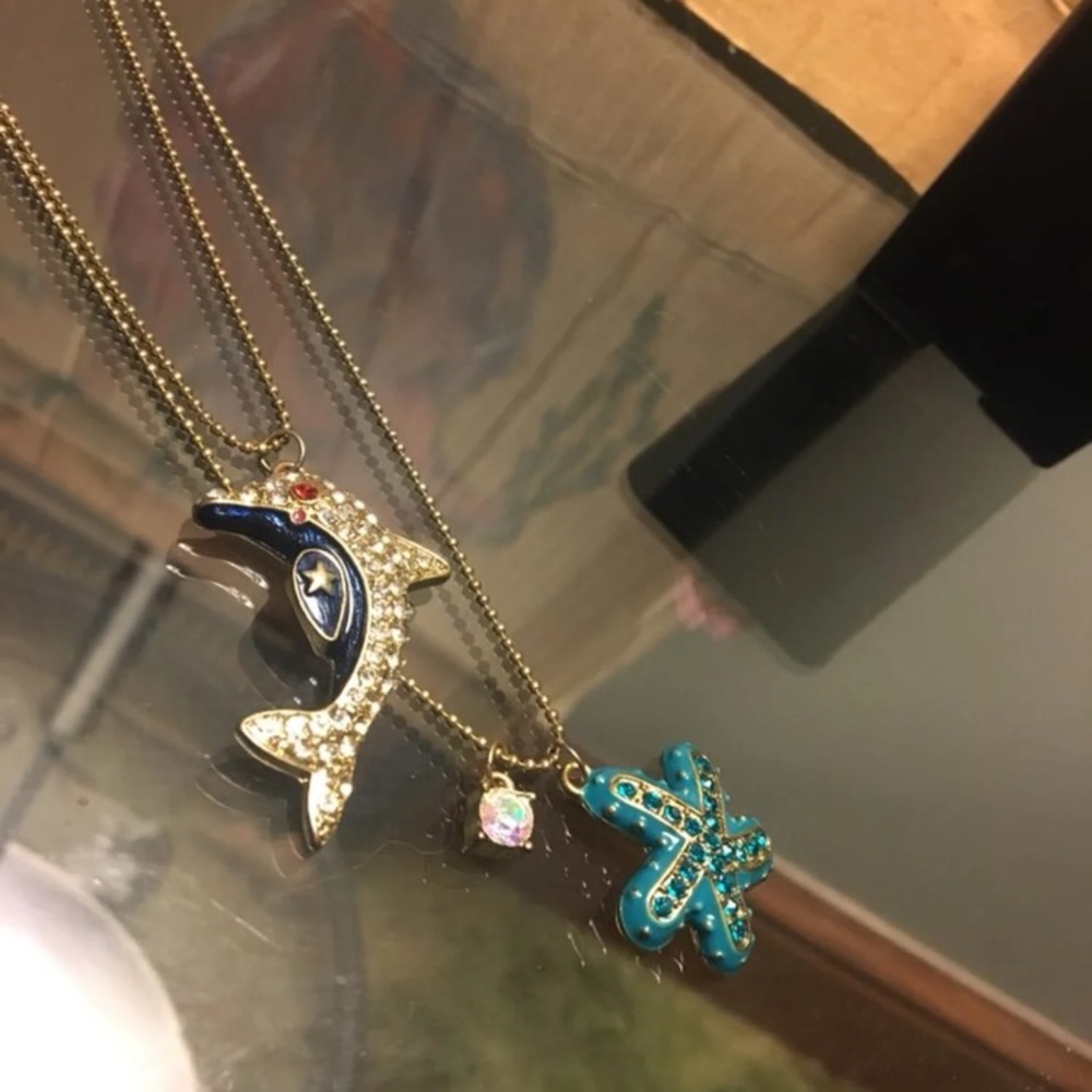 Betsey Johnson sea side necklace